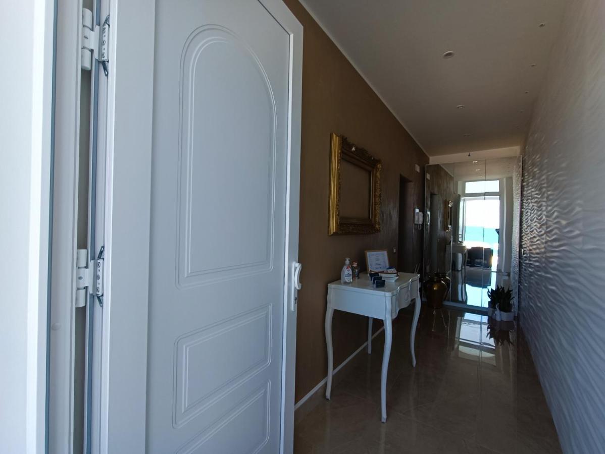 Ventidue Venti Hotel Bari Eksteriør billede
