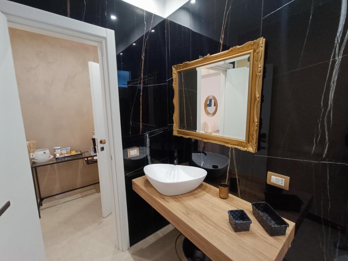 Ventidue Venti Hotel Bari Eksteriør billede