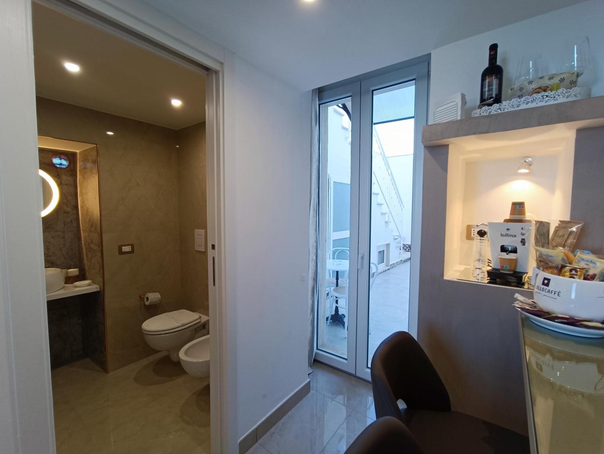 Ventidue Venti Hotel Bari Eksteriør billede